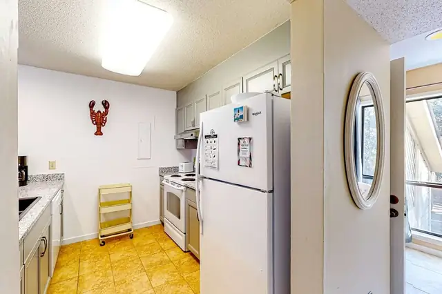 Kitchen at The Moorings 37